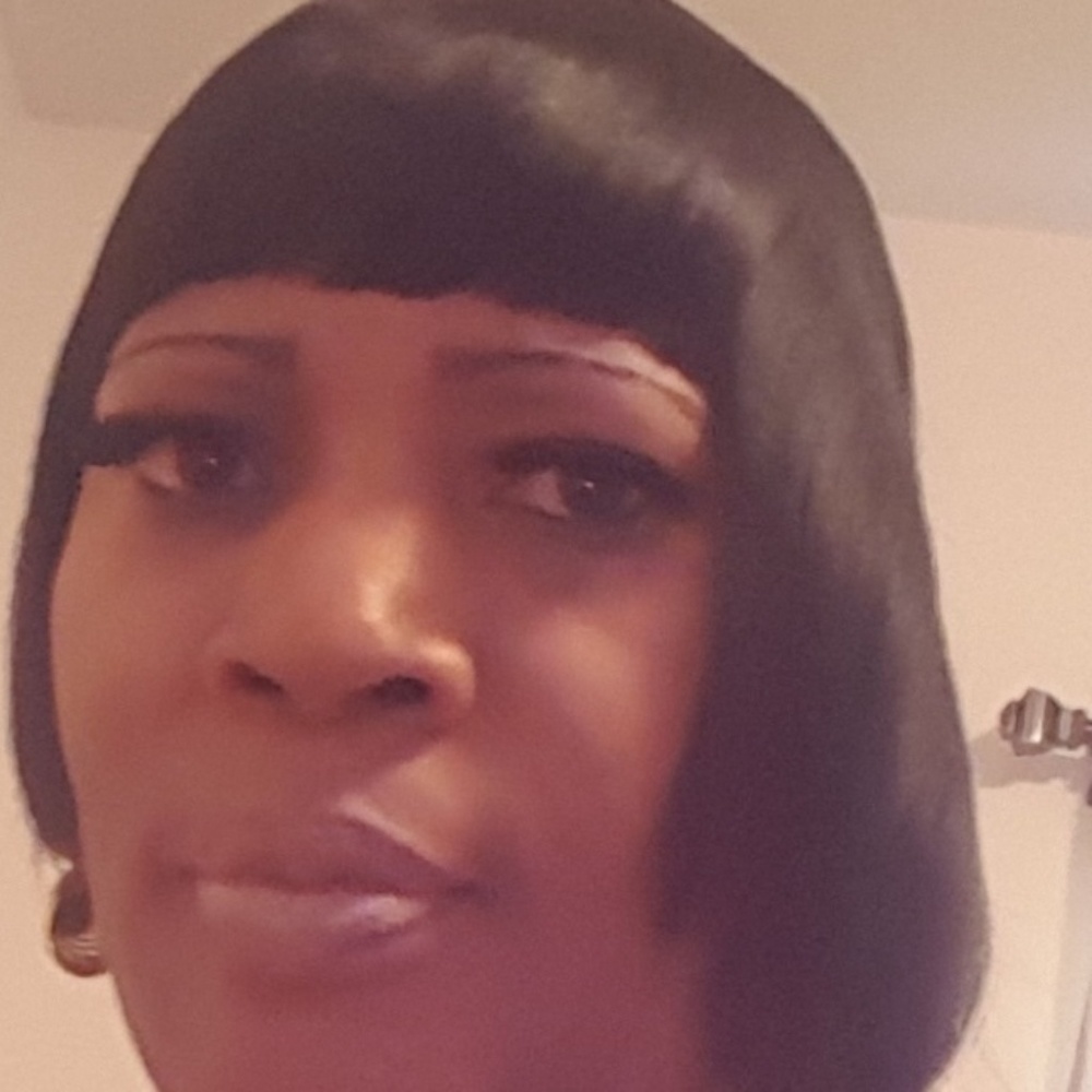 Meet your Posher, Claudette